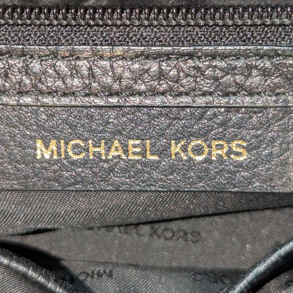 Michael Kors trendy black leather bag. EUC! No callouts! - Picture 3 of 6